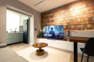 Pine Apartment - Tirana - 9