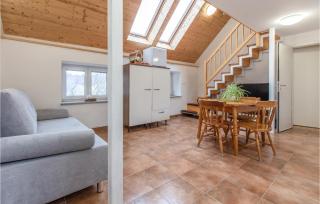 1 Bedroom Nice Apartment In Col - 4