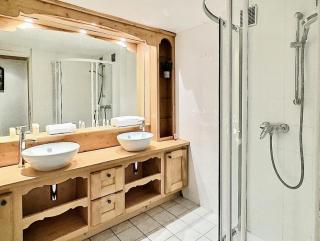 Résidence Neige Et Soleil - Studio 4 personnes à Tignes au pied des pistes et proche des commerces dans le quartier du Rosset. Studio très bien agencé avec MAE-1806 - Tignes - 1
