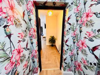 Rest Boutique Acton - 1
