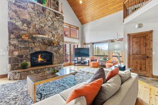 Stunning 6BR Lodge w Beautiful Mt Quandary Views - 9