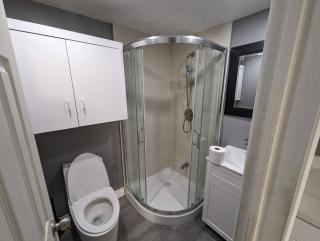 Modern Tiny Wood Cottage 03 - Wasaga Beach - 6