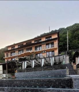 Casa Aless Eselnita Adults Only 14 plus - Eşelniţa - 8