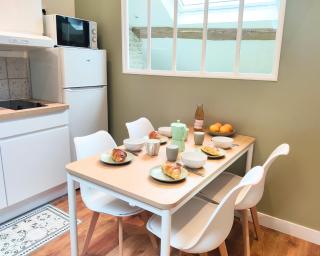 JOLI & MANSARDÉ - Le Jardin de l'Evêché a votre Fenêtre - Lisieux - 6