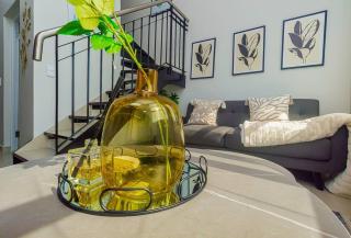 Bukkies loft place - Sandton - 1