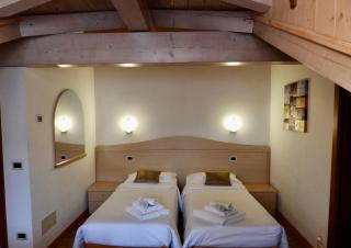 Hotel Garnì Maffei - 4