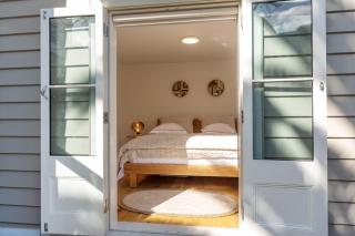 Stunning Self-contained Apartment - Auckland - 8