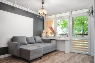 Urban Chic - City Center - Warsaw Stays - Solidarnosci 64 - 8