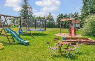 Cozy Home In Mscice With Kitchen - 1