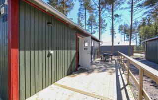 Beautiful Home In Löttorp With Wifi - Löttorp - 9