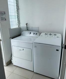 Se renta apartamento amueblado , ubicados en Santiago , 3 habitaciones , 2 bańos , 2 parqueo , área de juego y Piscina. - Santiago de los Caballeros - 9