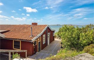 Gorgeous Home In Glöskär With Kitchen - 9