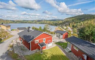 Cozy Home In Uddevalla - Uddevalla - 9