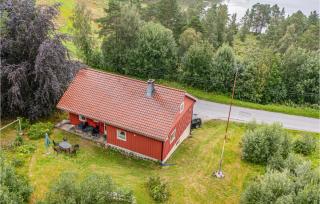 5 Bedroom Pet Friendly Home In Vestnes - Vestnes - 4