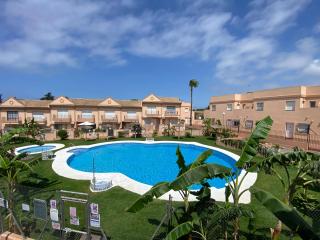 Playa La Barrosa, AlojamientosLola - 1