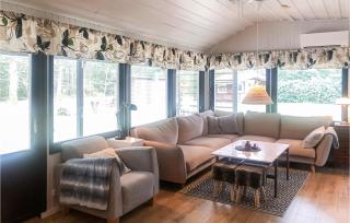 2 Bedroom Stunning Home In Örkelljunga - Fasalt - 8