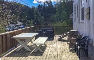 4 Bedroom Amazing Home In Sannidal - 5