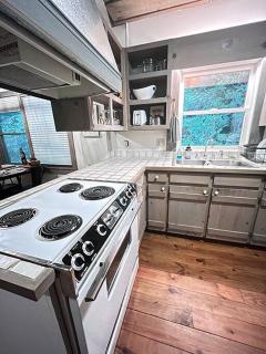 Treetop Cabin - 1