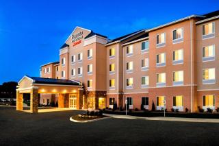 Fairfield Inn & Suites by Marriott Watertown Thousand Islands - Watertown - 0
