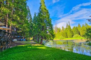 Water's Edge Retreat - 6