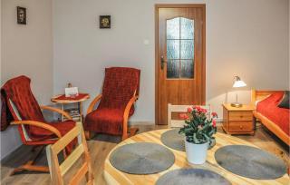 2 Bedroom Lovely Home In Gdynia - Gdynia - 8