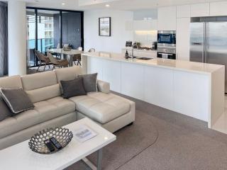 Stunning 2 bed 2 bath 8th floor - GC Getaways - Gold Coast - 2