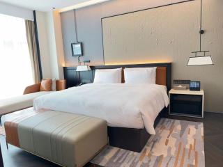 Shanghai Maybeours Hotel - 6