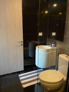 Luxury Art apt Downtown Metro Bangkok-Kitchen-living room - Banguecoque - 2