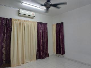 BERTAM KEPALA BATAS GUEST HOUSE for Male ONLY - Kepala Batas - 1