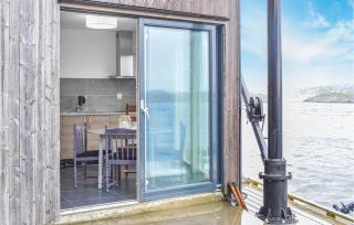 Gorgeous Home In Stolmen With Kitchen - 2