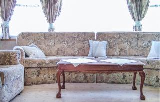 Beautiful Stacaravan In Smoldzino - 8