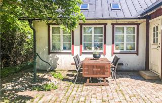 2 Bedroom Awesome Home In Kosta - 9