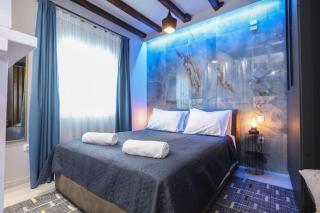 Vp & Lo 1 Residence - - 3