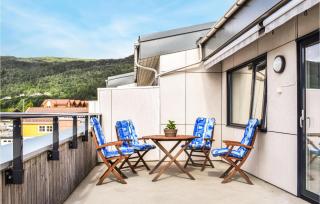 Beautiful Apartment In Årland With Wifi - - 0