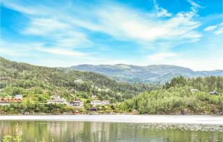Beautiful Apartment In Årland With Wifi - - 9