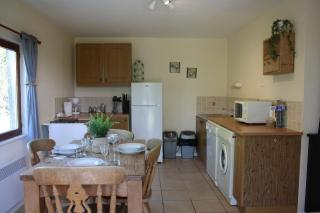 Daisy Cottage with seasonal Swimming Pool - 2