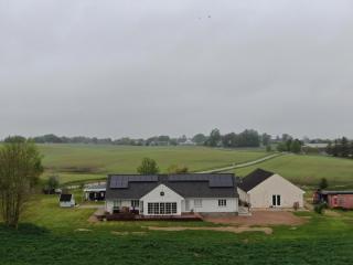 Huseby INN - 1