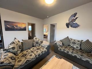 Spa, mountain views & a gas fireplace - Ohakune - 7