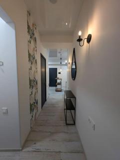 Cosy apartment with two terraces - Tbilisi - 9