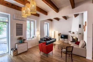 Maison familiale avec grand jardin, 2min de la mer - Marselha - 8