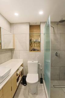 Mandarin Hotel 1BD Beach Flat - Gelilot - 8