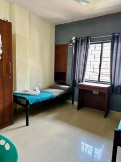Backpacker Hostel - Pune - 4