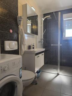 Apartments Otok 2 - Trogir - 1