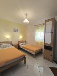 Apartments Otok - 5