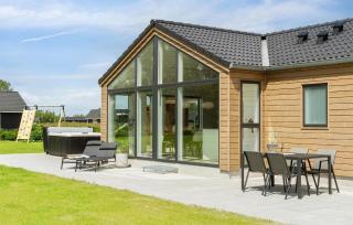 Lovely Home In Væggerløse With Kitchen - Marielyst - 9