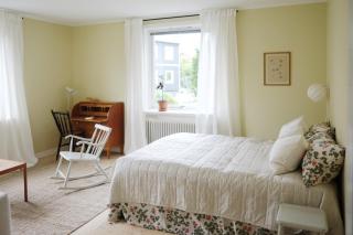 Lägenhet med trädgård nära stad och hav - 4