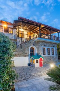 Stis Maroulas Guest House - - 0