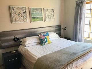 Fully Furnished Pentagon Park - 8