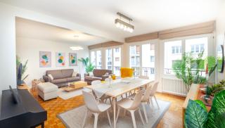 Tour Eiffel & Champs Elysees - 2 BR gorgeous & bright 75m2 - free weekly housekeeping - for business and working purposes only - Paris - 0