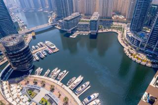 Charming 1BR in The Address Residences Dubai Marina by Deluxe Holiday Homes - Dubai - 9